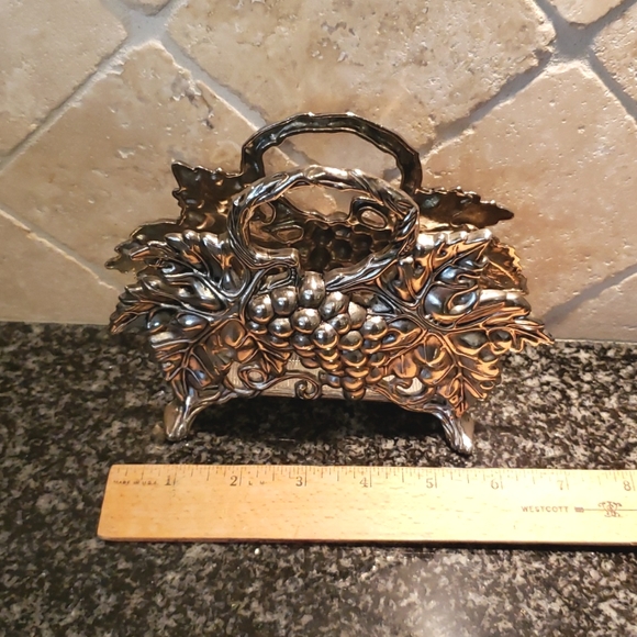 Studio Silversmiths Grapevine Napkin Letter Book Card Holder - Picture 6 of 13